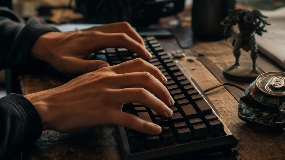 Comment parle un geek : dictionnaire des expressions cultes